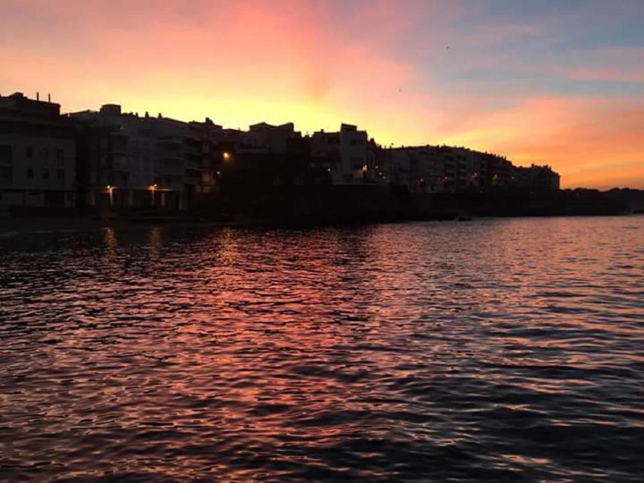 Apartamentos Els Pescadors L' Escala Exteriör bild